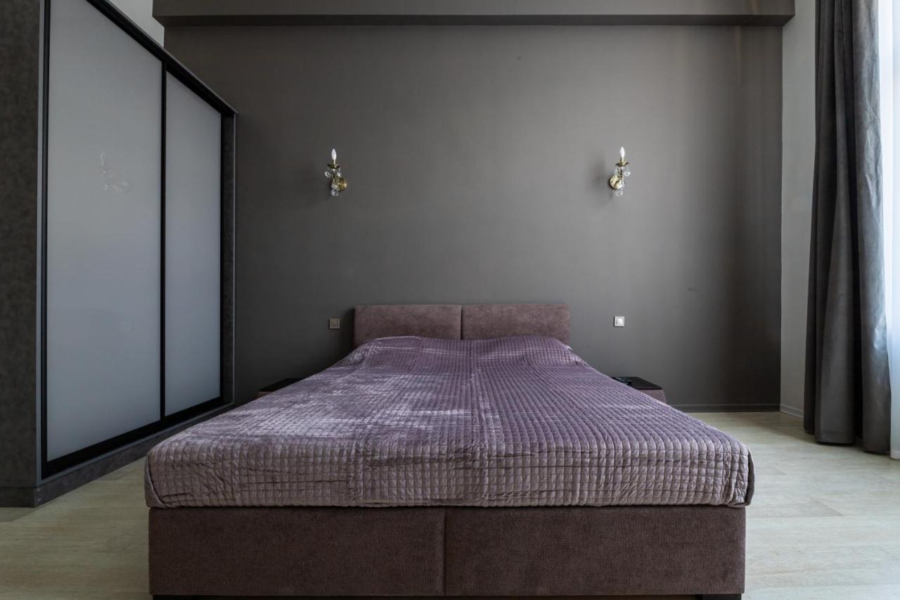 3 Room Apartments On Galytska 리비프 외부 사진